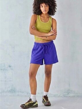 Aritzia Tna Cozy Fleece Boyfriend Shorts in Electric Purple Small